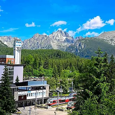 ホテル Unique View Design Strbske Pleso 4*